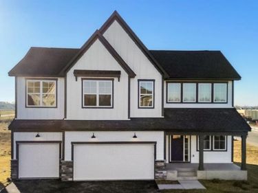 1020 Oakwood Circle, Delano, MN 55328