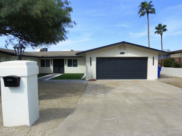 9402 N 18TH Street N, Phoenix, AZ 85020