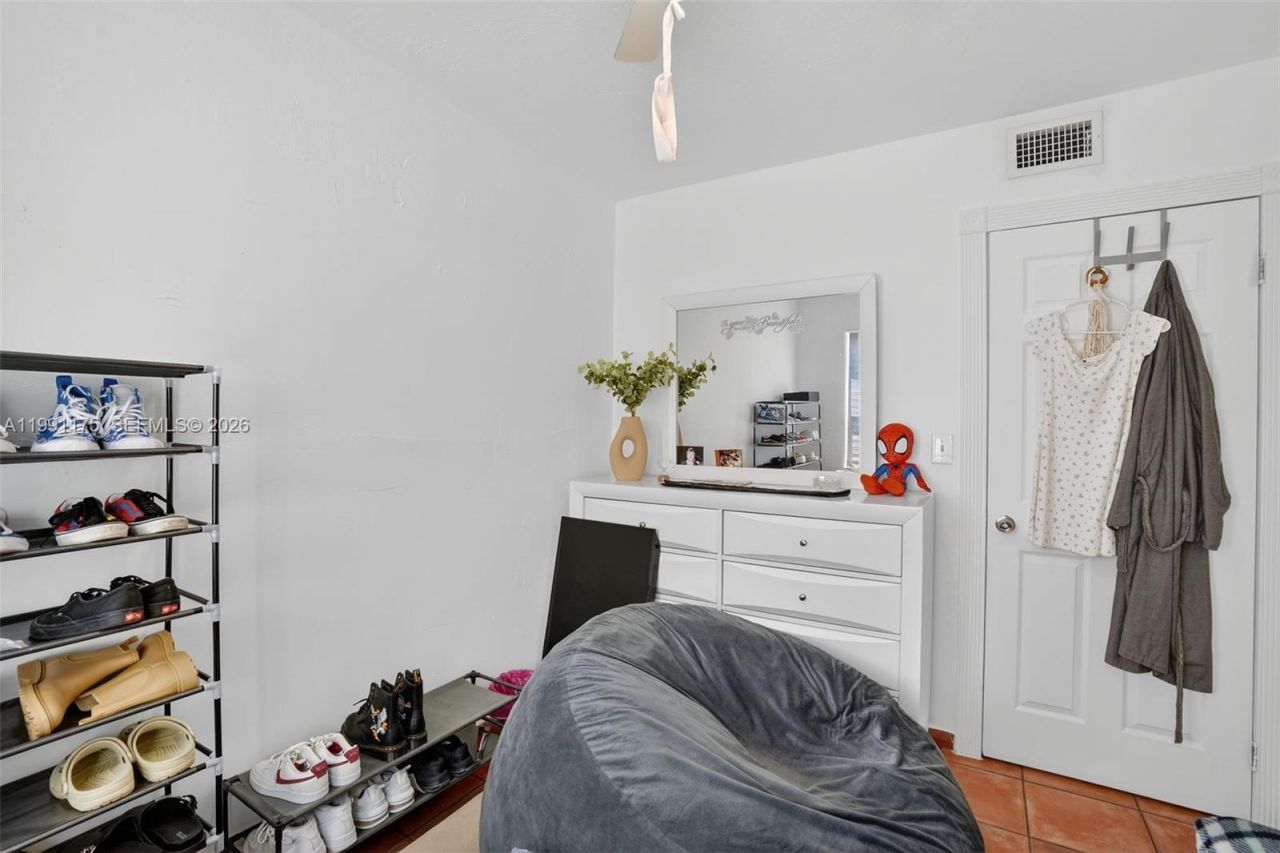 10055 SW 52nd Ter , Miami, FL 33165 Photo