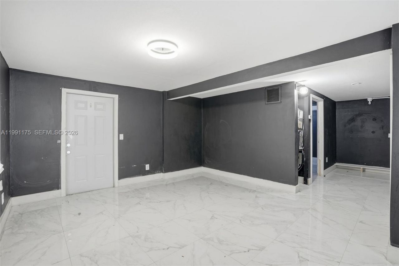 10055 SW 52nd Ter , Miami, FL 33165 Photo