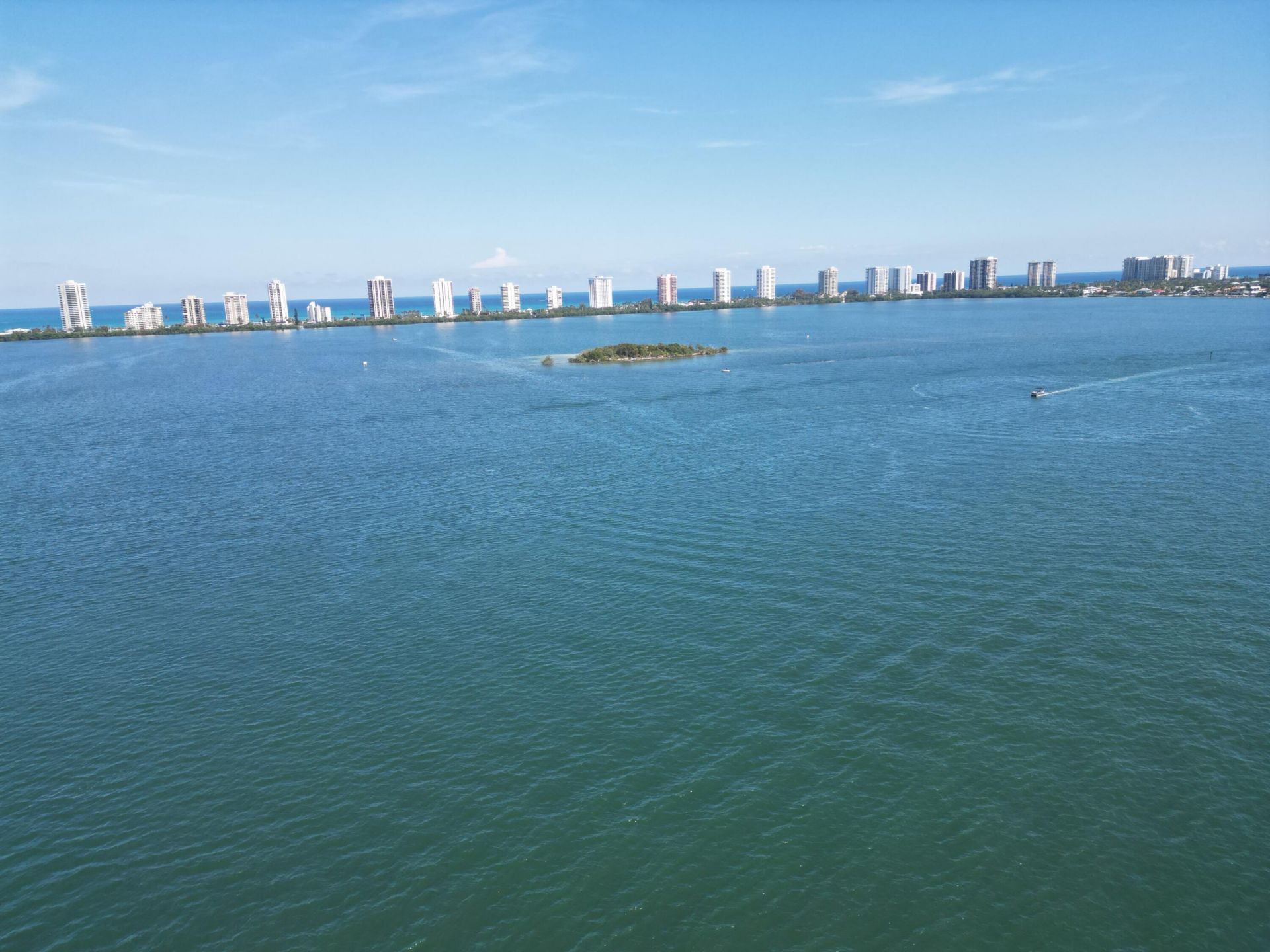 101 Doolen Court, Unit 305, North Palm Beach, FL 33408 Photo