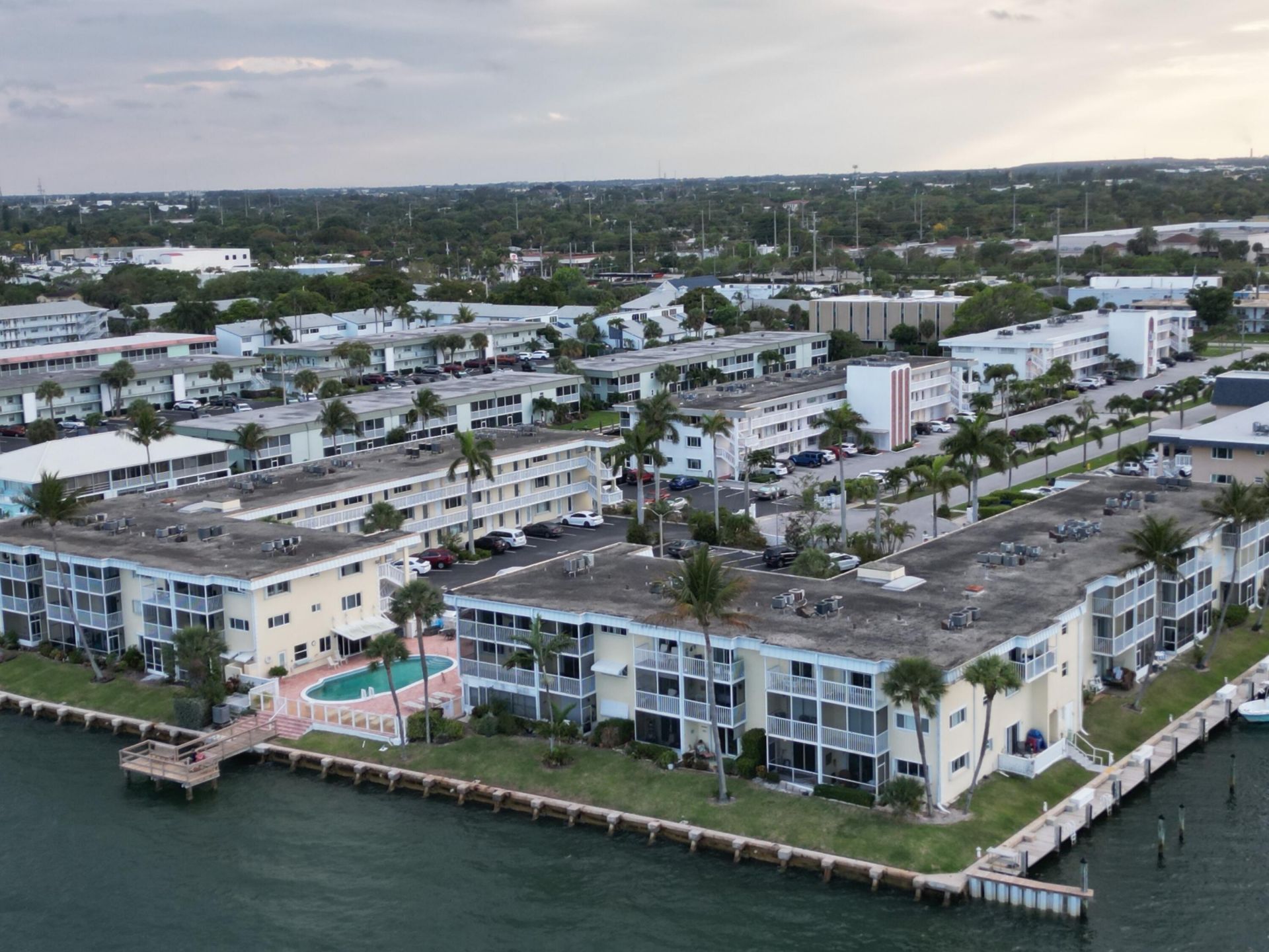 101 Doolen Court, Unit 305, North Palm Beach, FL 33408 Photo