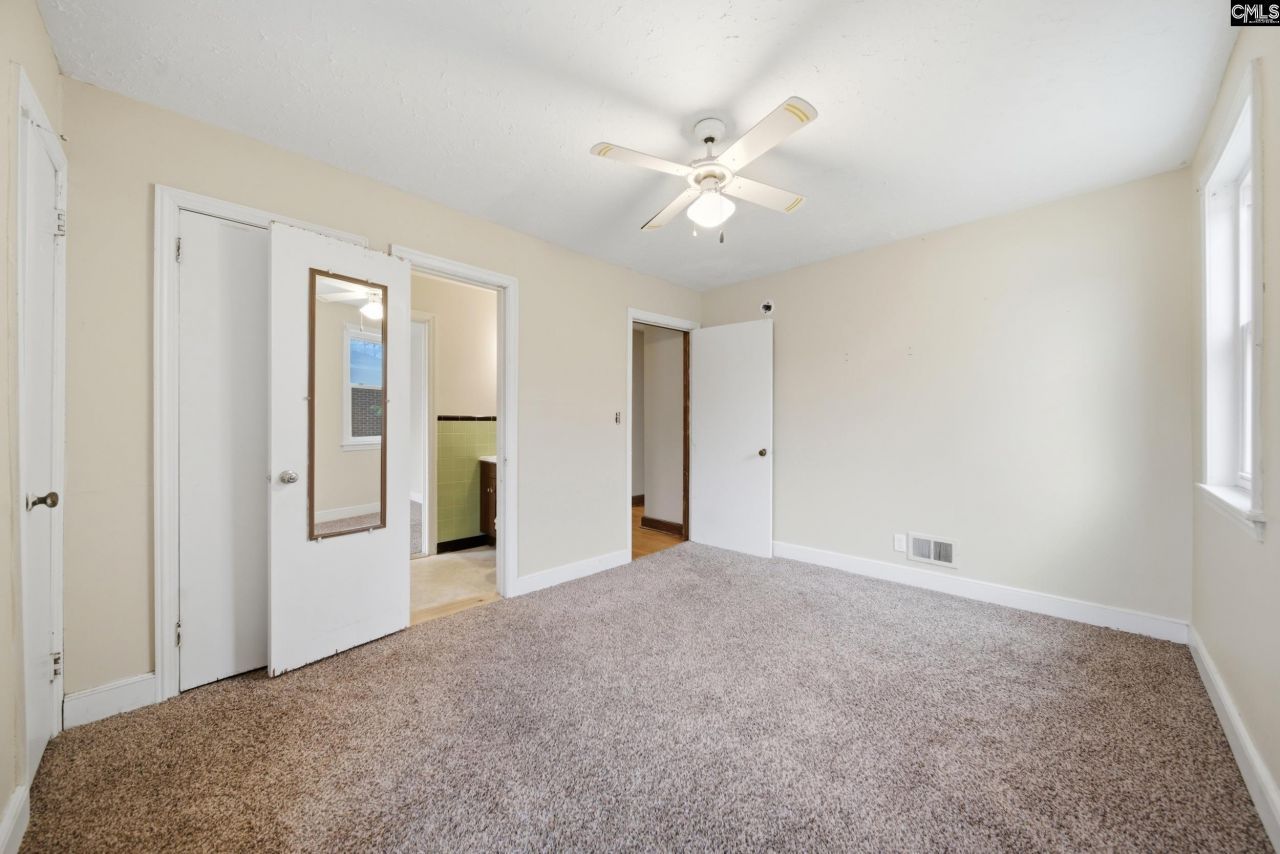 586 Rainbow Circle  Photo 15