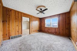 586 Rainbow Circle  photo 4