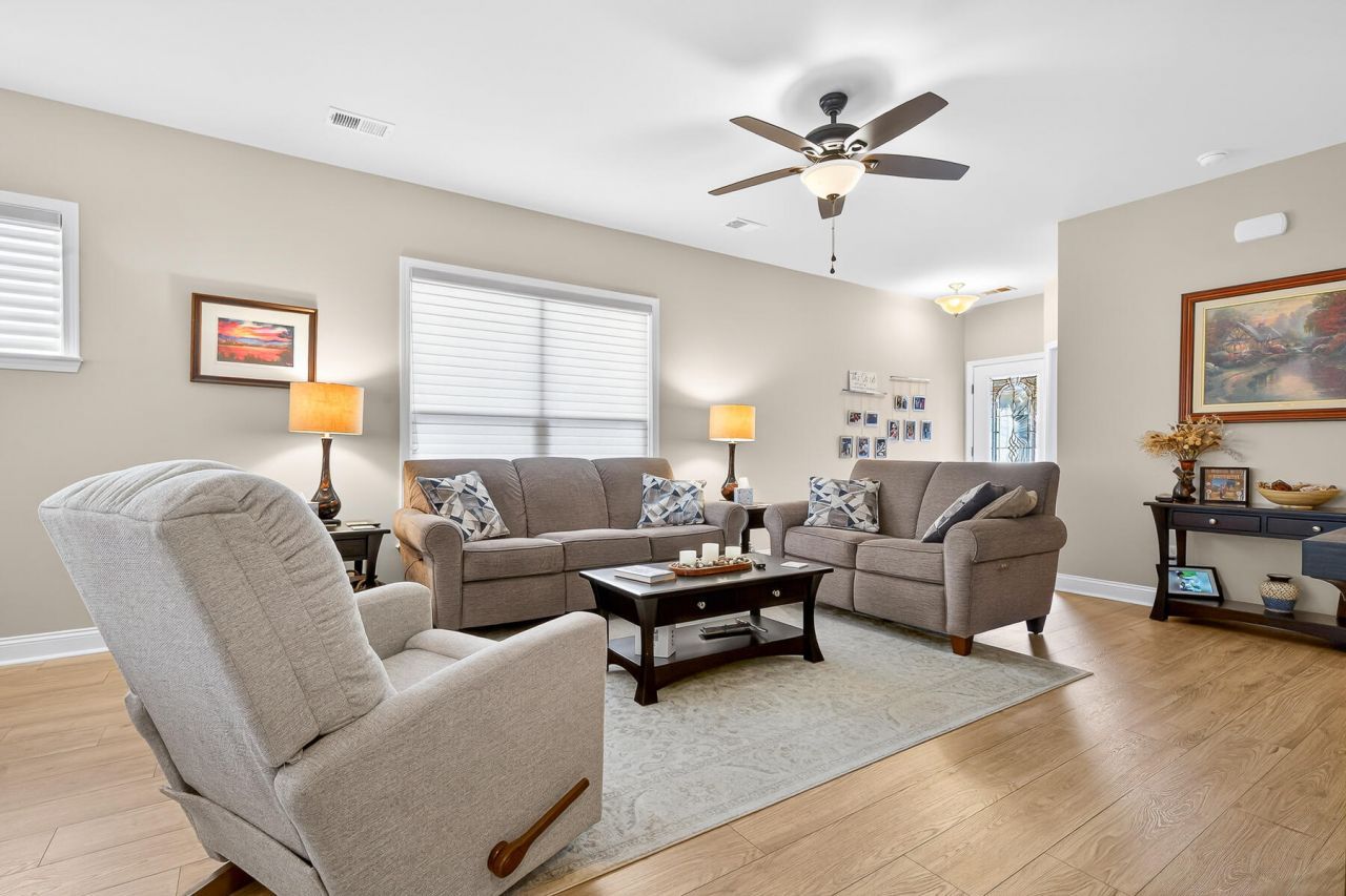 525 Switchgrass Drive Photo 7