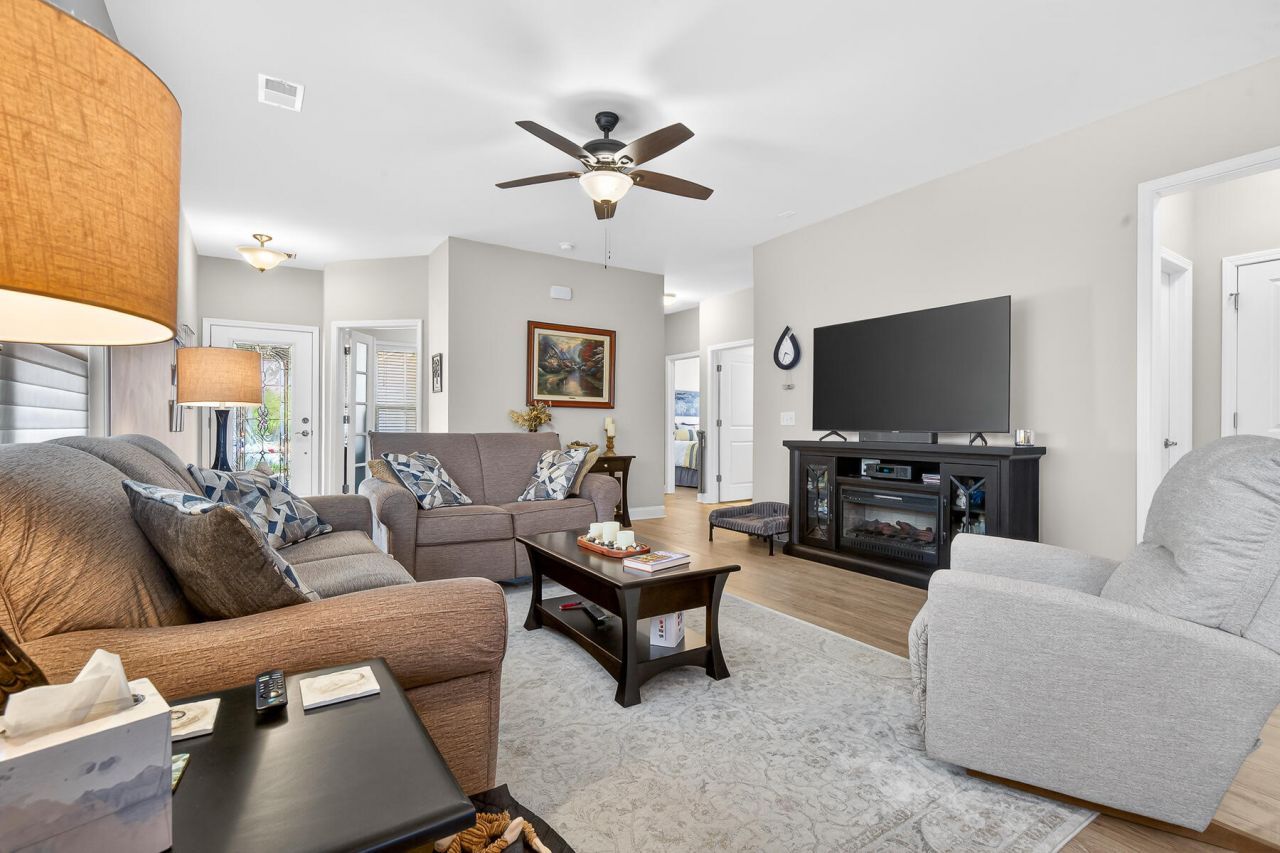 525 Switchgrass Drive Photo 9