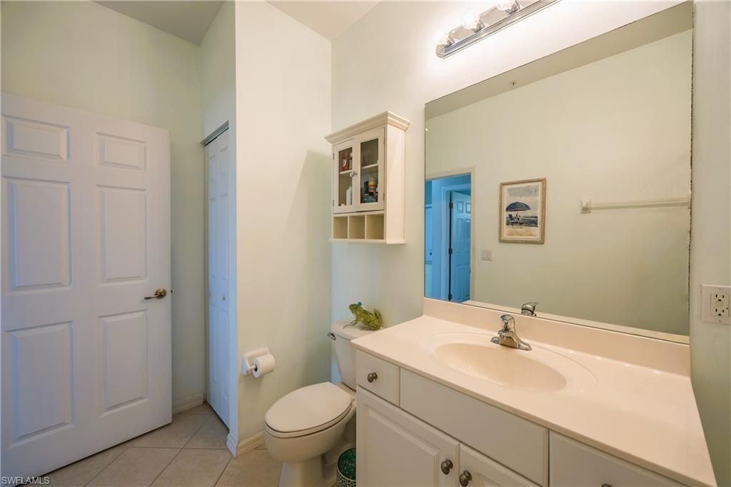 19400 Cromwell Ct, Unit 201, Fort Myers, FL 33912 Photo