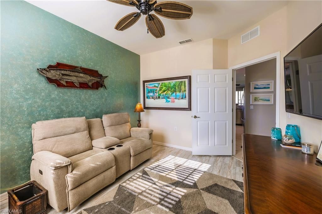 19400 Cromwell Ct, Unit 201, Fort Myers, FL 33912 Photo
