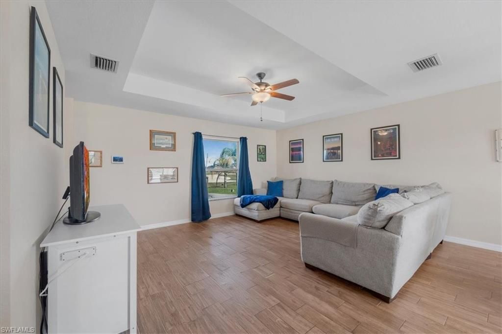 9016 Meadow Cir , Labelle, FL 33935 Photo