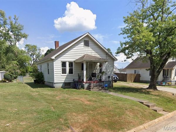 612 Colorado Street , Jackson, MO 63755