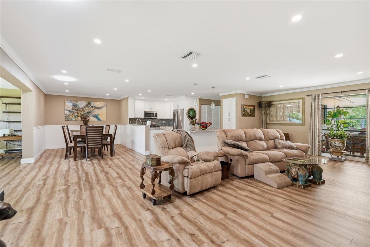 7101 Fairway Bend Circle, Sarasota, FL 34243 Photo