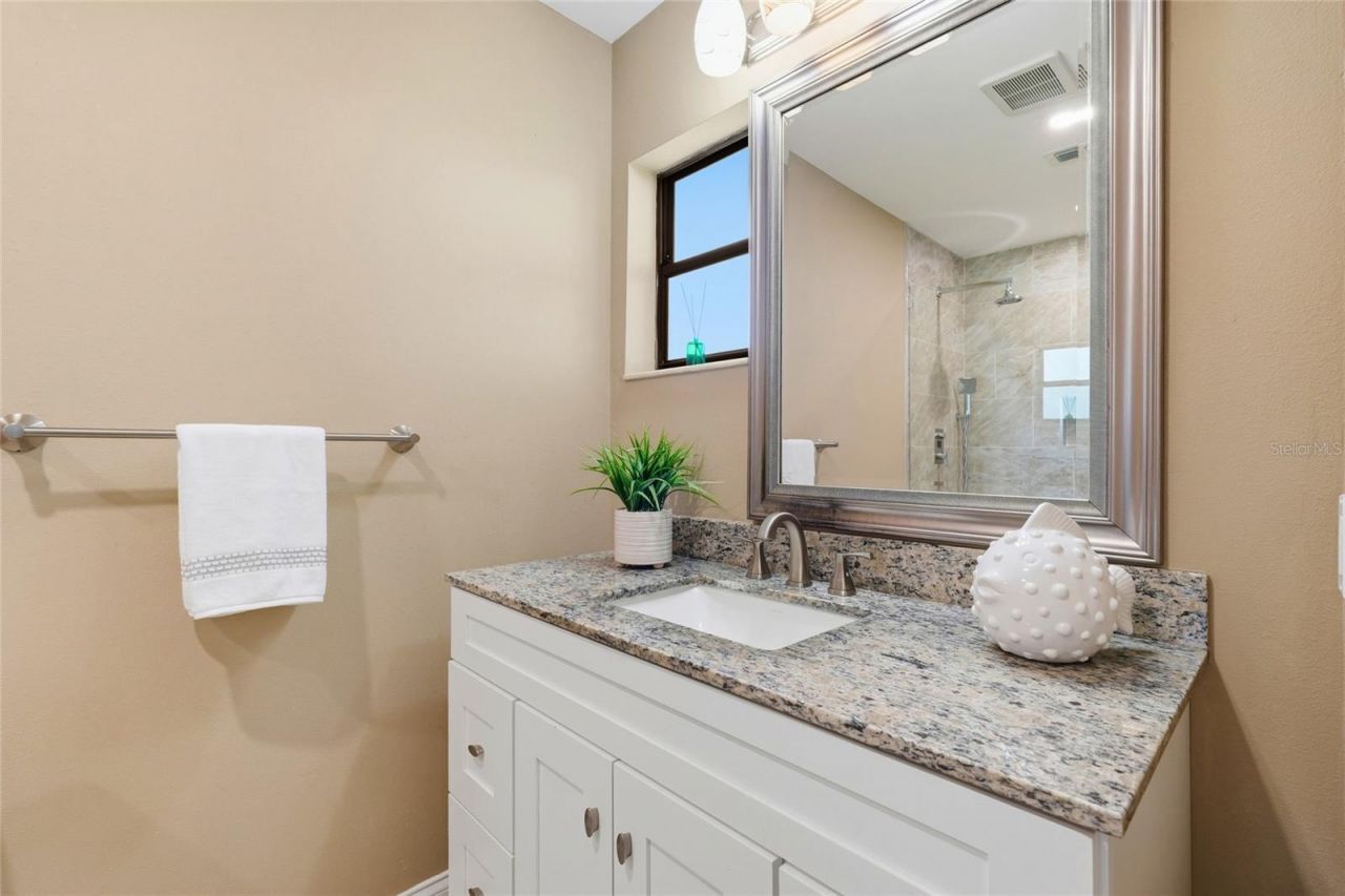7101 Fairway Bend Circle, Sarasota, FL 34243 Photo