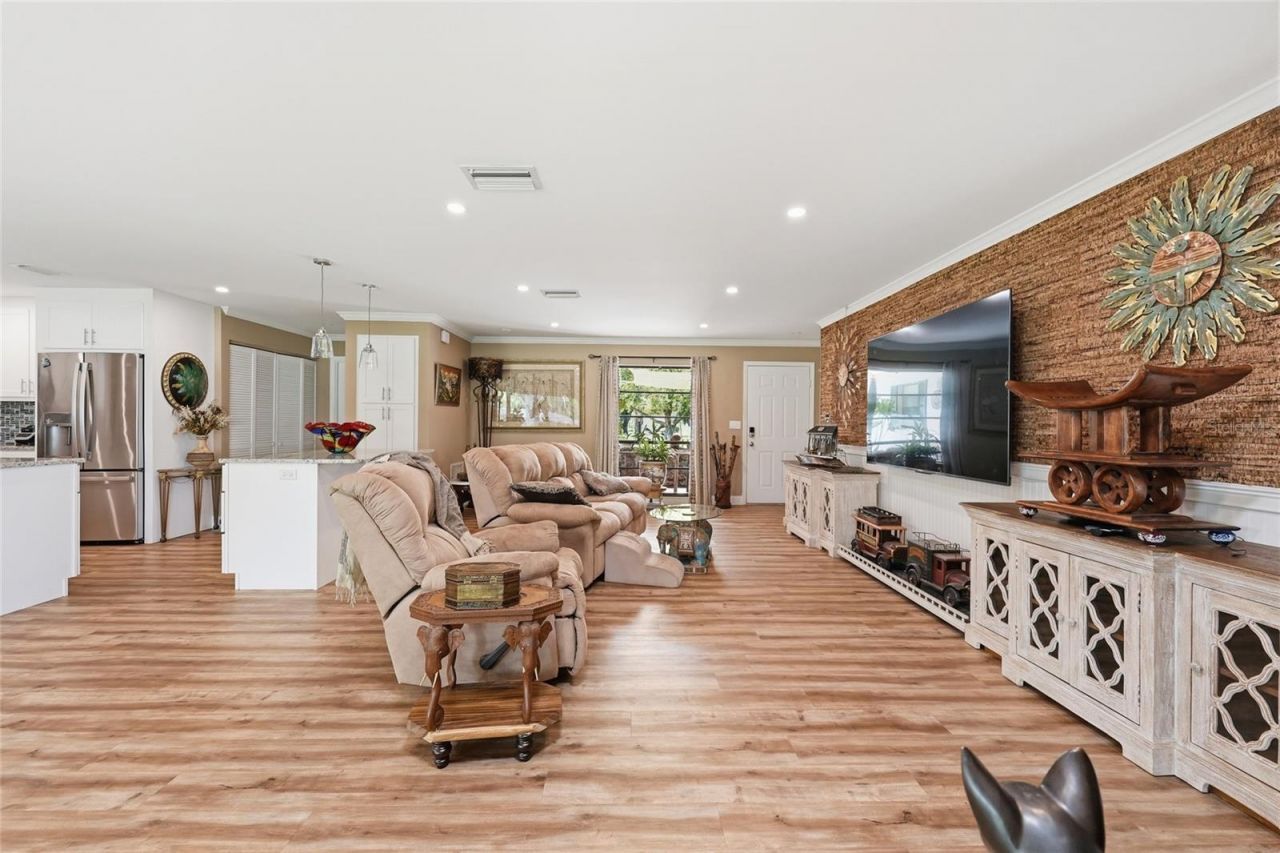 7101 Fairway Bend Circle, Sarasota, FL 34243 Photo