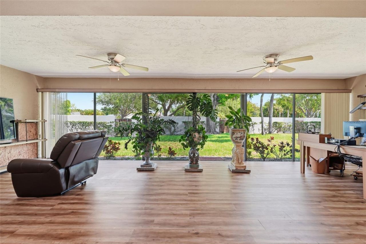 7101 Fairway Bend Circle, Sarasota, FL 34243 Photo