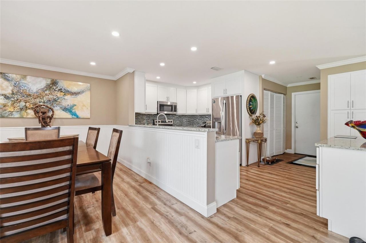 7101 Fairway Bend Circle, Sarasota, FL 34243 Photo