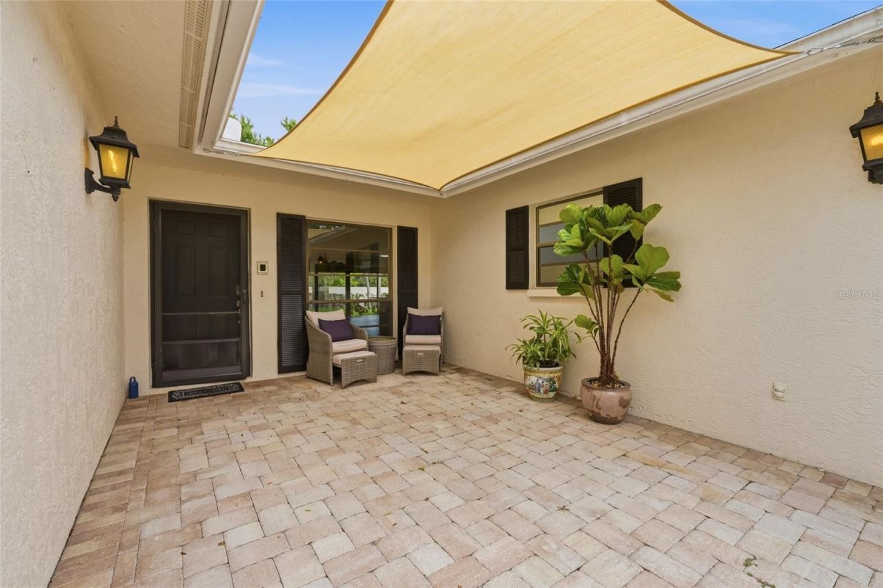 7101 Fairway Bend Circle, Sarasota, FL 34243 Photo