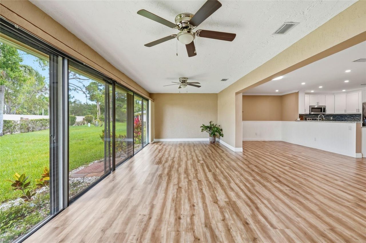 7101 Fairway Bend Circle, Sarasota, FL 34243 Photo