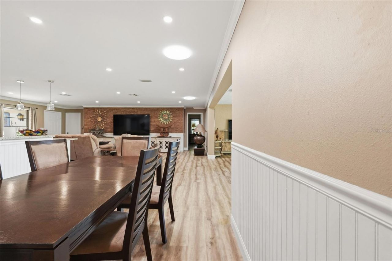 7101 Fairway Bend Circle, Sarasota, FL 34243 Photo