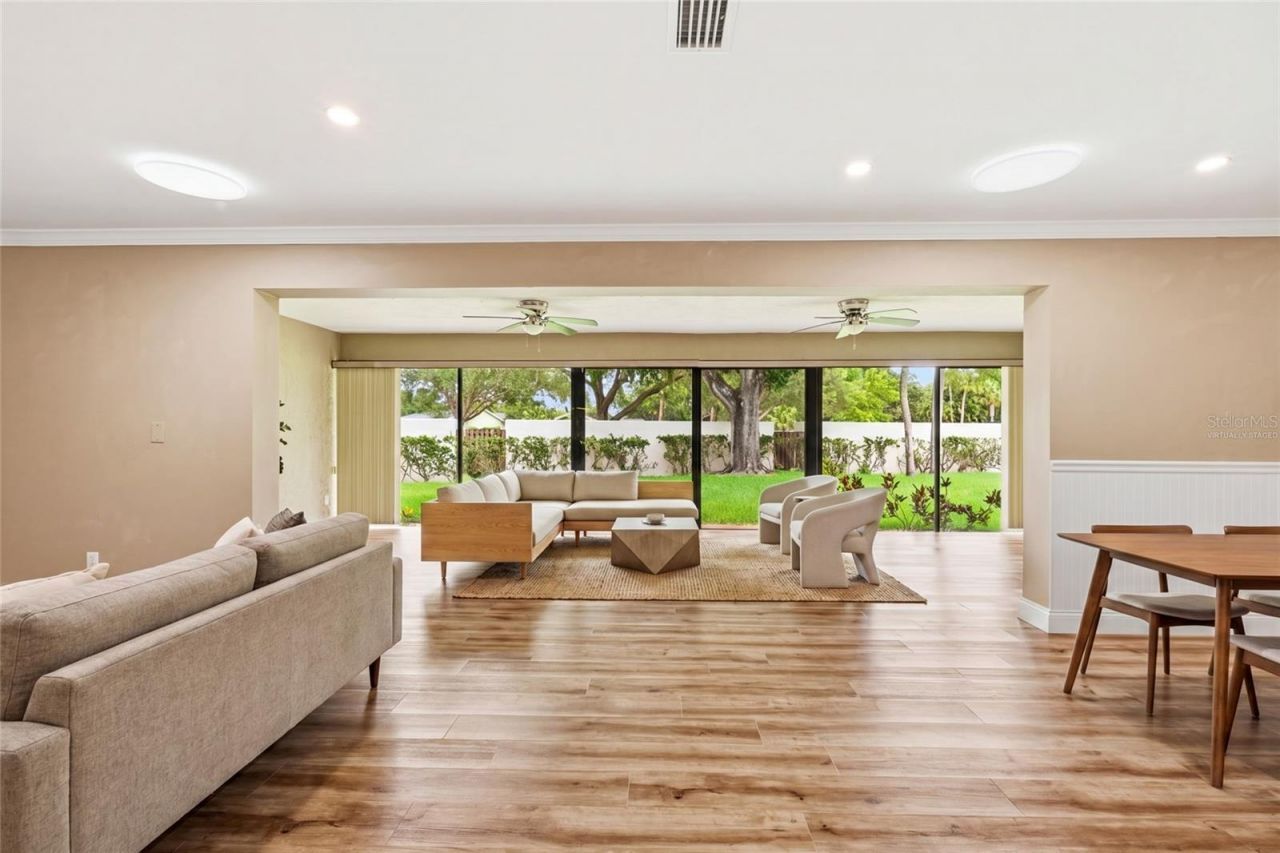 7101 Fairway Bend Circle, Sarasota, FL 34243 Photo