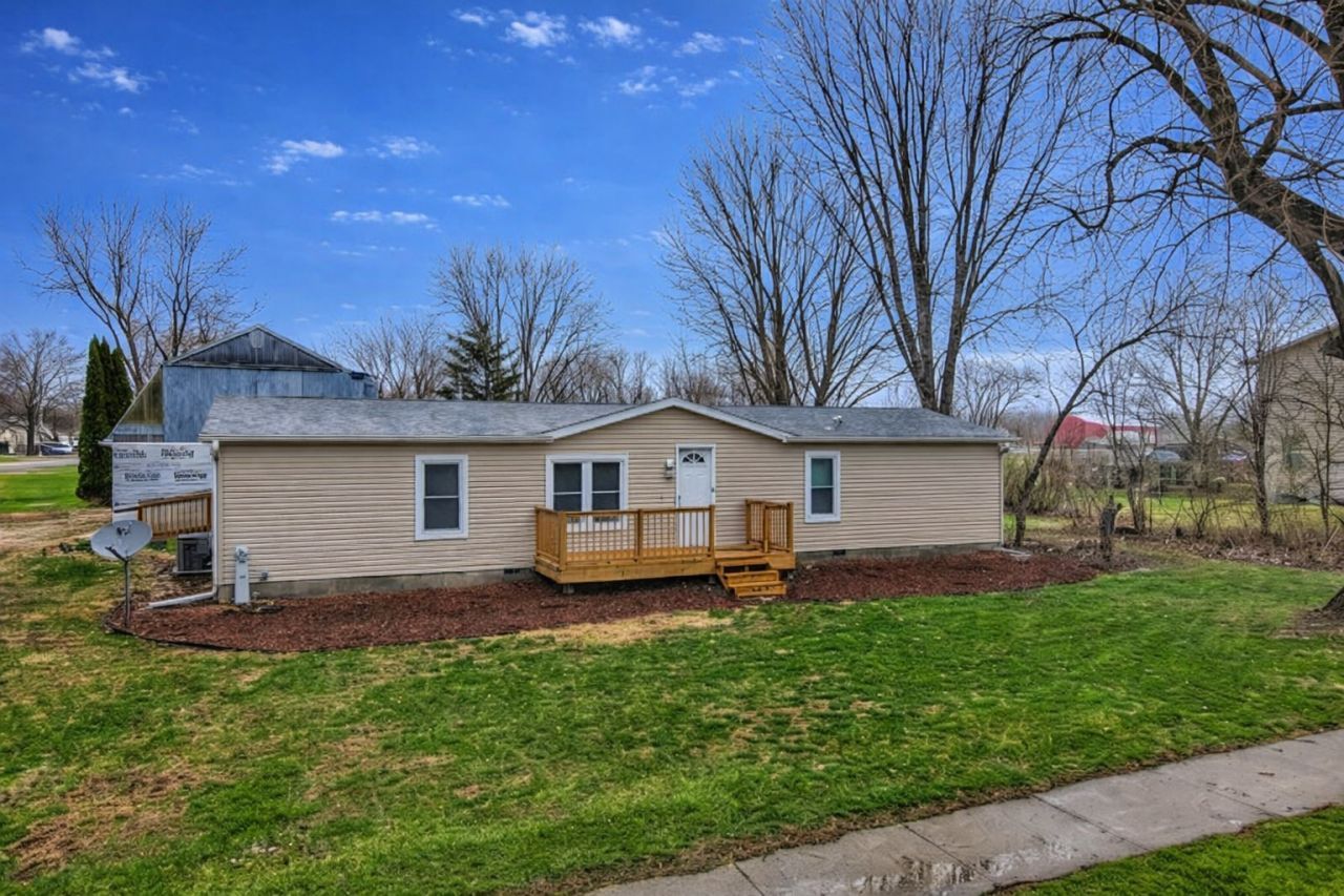 133 South Street, Seneca, IL 61360 Main Photo