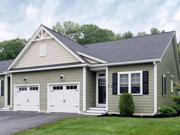 10 Soucy Drive, Unit 10, Rutland, MA 01543