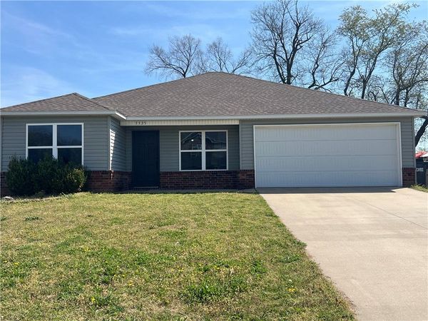 3325 Barnevelder Cove, Springdale, AR 72764