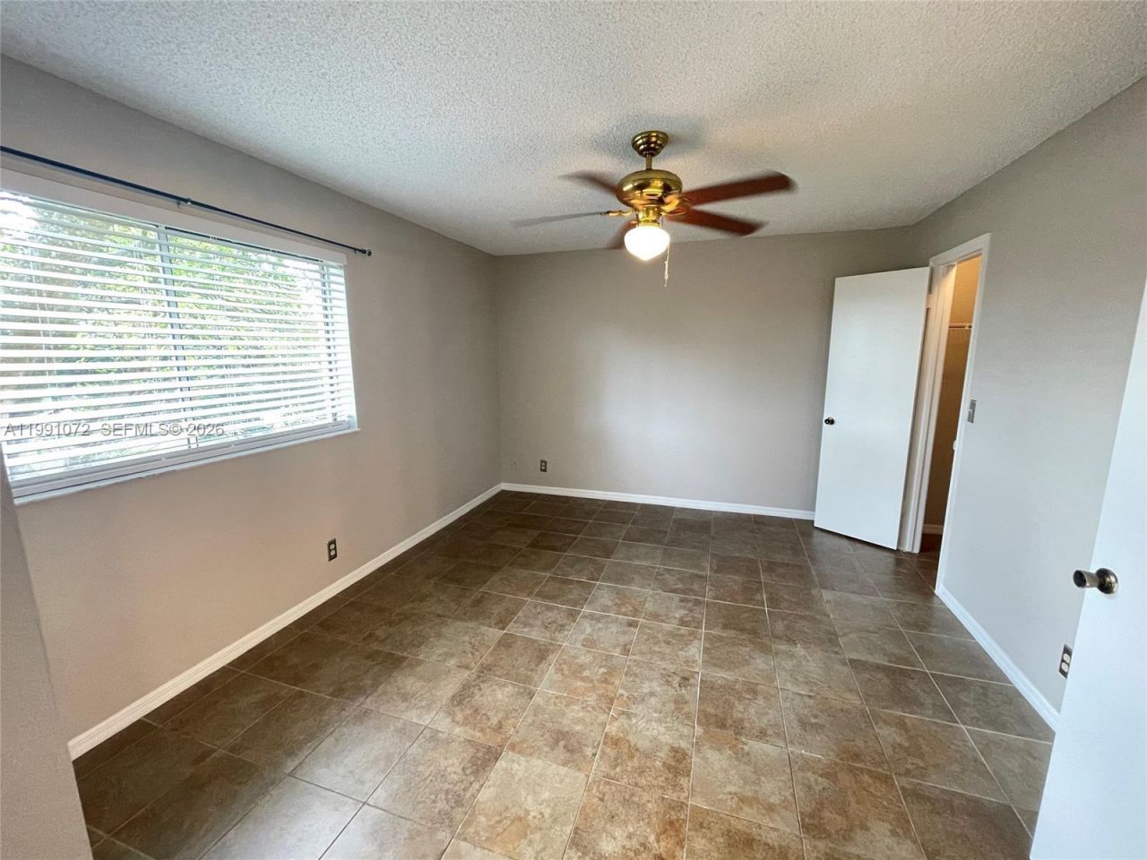 3390 N Pinewalk Dr N , Unit 1027, Margate, FL 33063 Photo