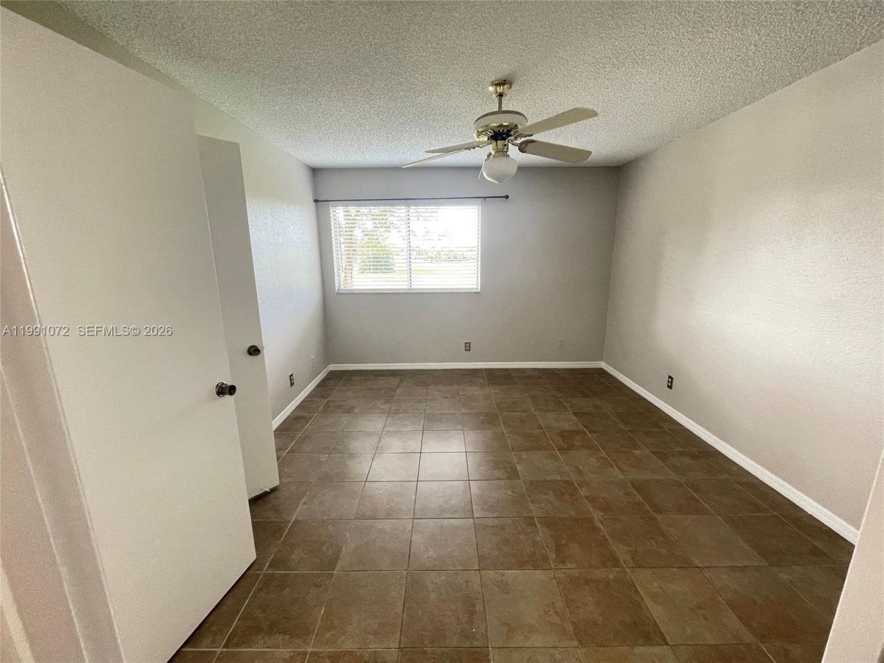 3390 N Pinewalk Dr N , Unit 1027, Margate, FL 33063 Photo