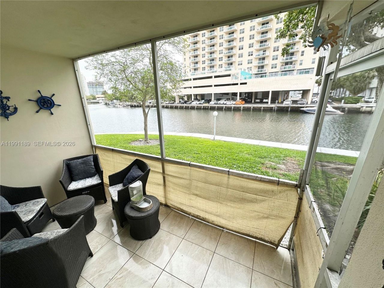 450 Paradise Isle Blvd, Unit 102, Hallandale Beach, FL 33009 Photo