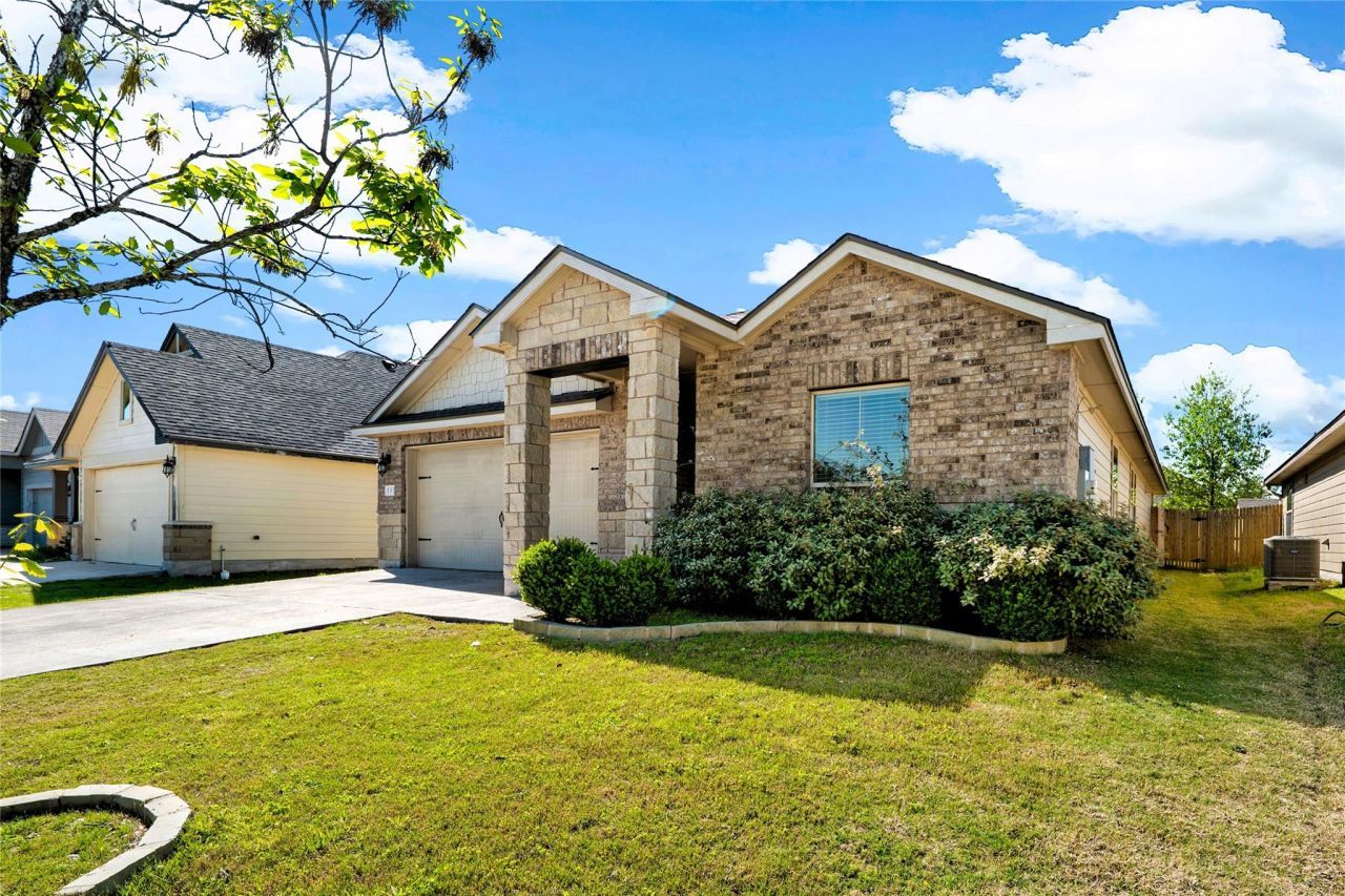 133 Beth Ann Loop, Taylor, TX 76574 Main Photo