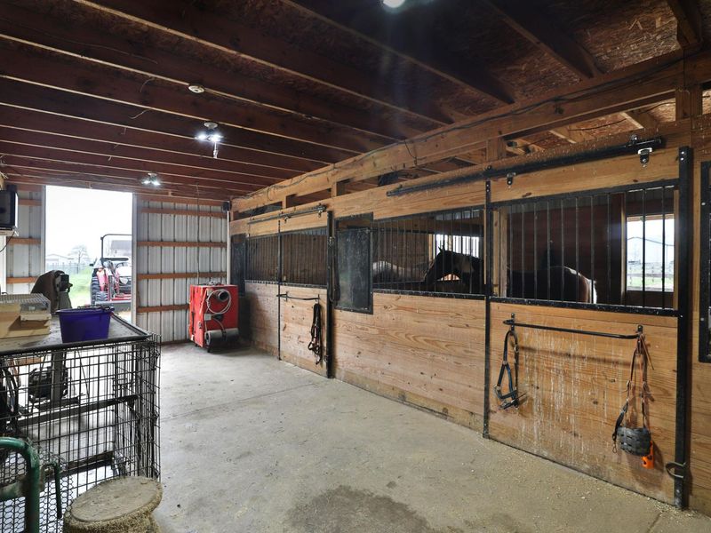 2313 Horseshoe Road, Delaware, OH 43015 Photo 3
