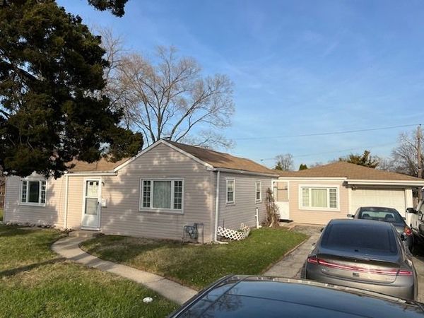 3121 N Wolf Road , Melrose Park, IL 60164