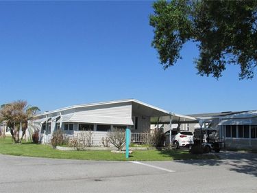 102 NEWCASTLE BOULEVARD, HAINES CITY, FL 33844