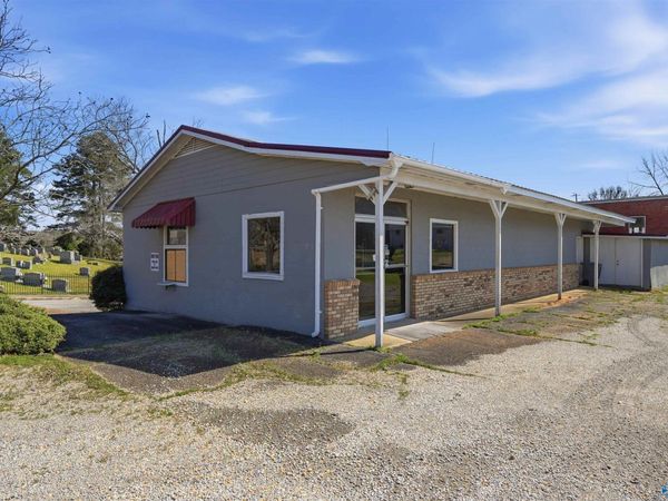 126 2nd Street, Hamilton, AL 35570