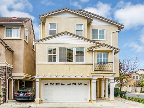 2889 Plaza Del Amo, Torrance, CA 90503