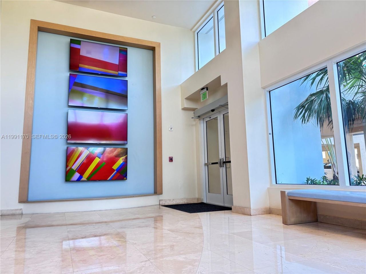 400 S Pointe Dr , Unit 408, Miami Beach, FL 33139 Photo