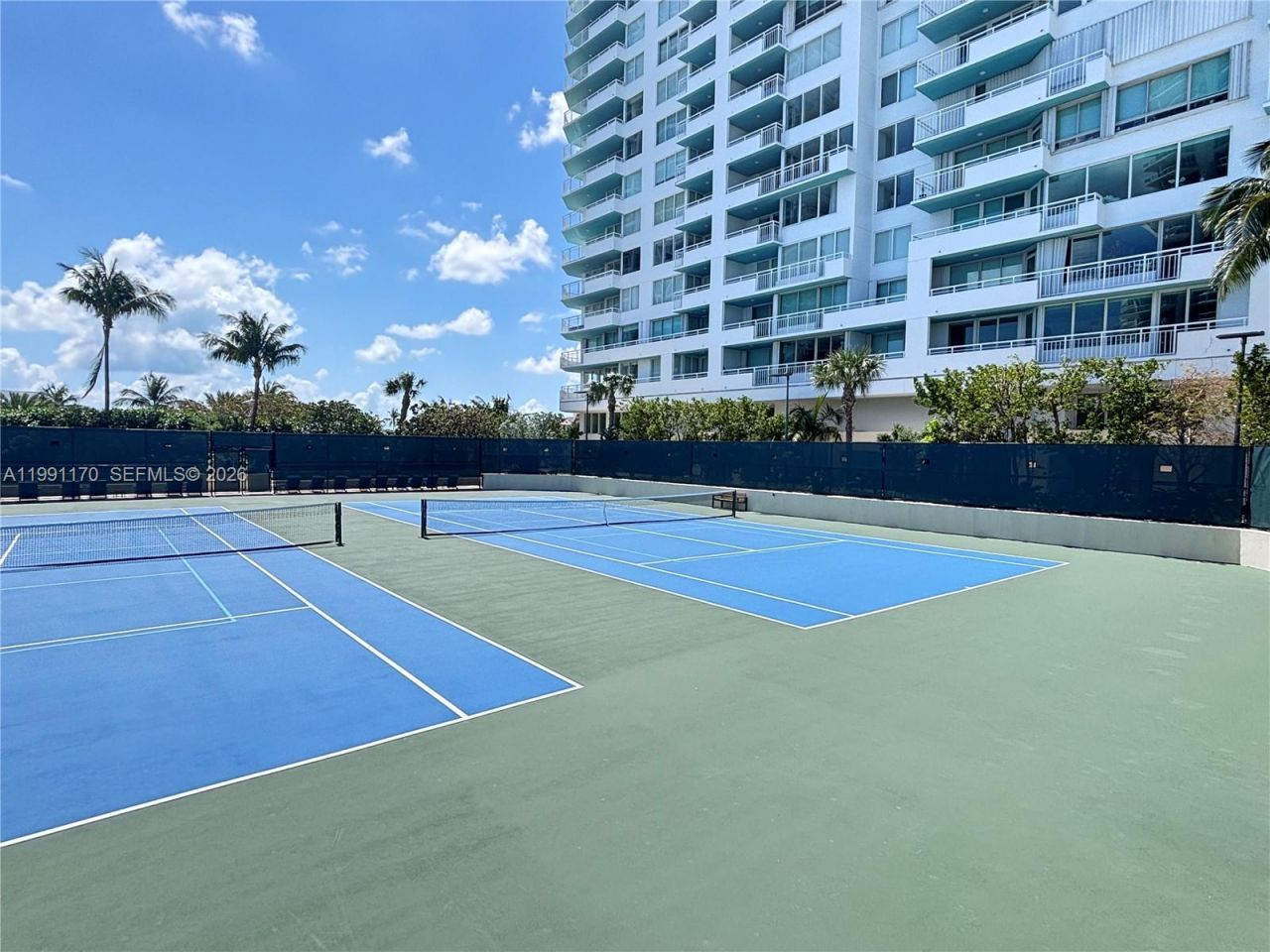 400 S Pointe Dr , Unit 408, Miami Beach, FL 33139 Photo
