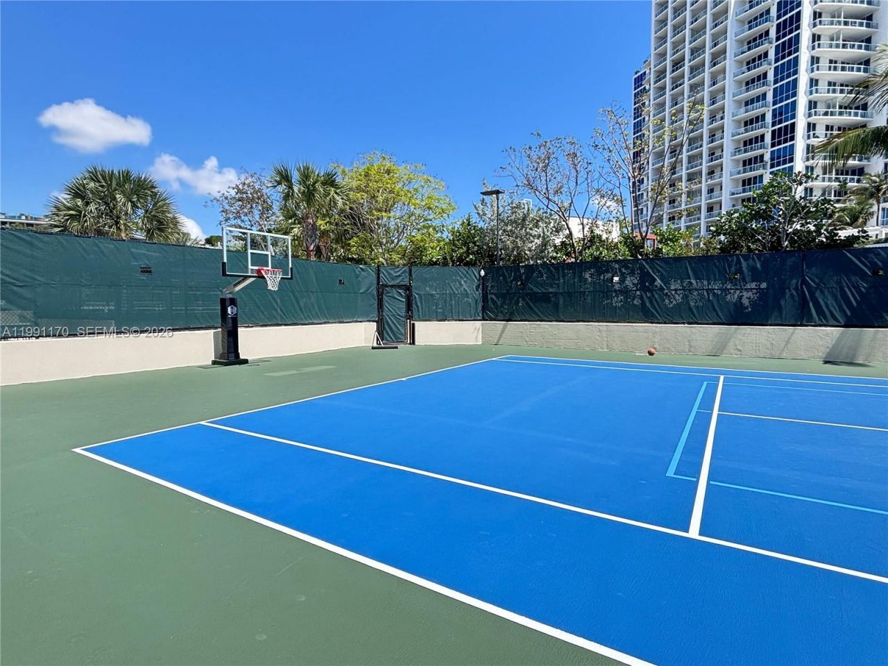 400 S Pointe Dr , Unit 408, Miami Beach, FL 33139 Photo