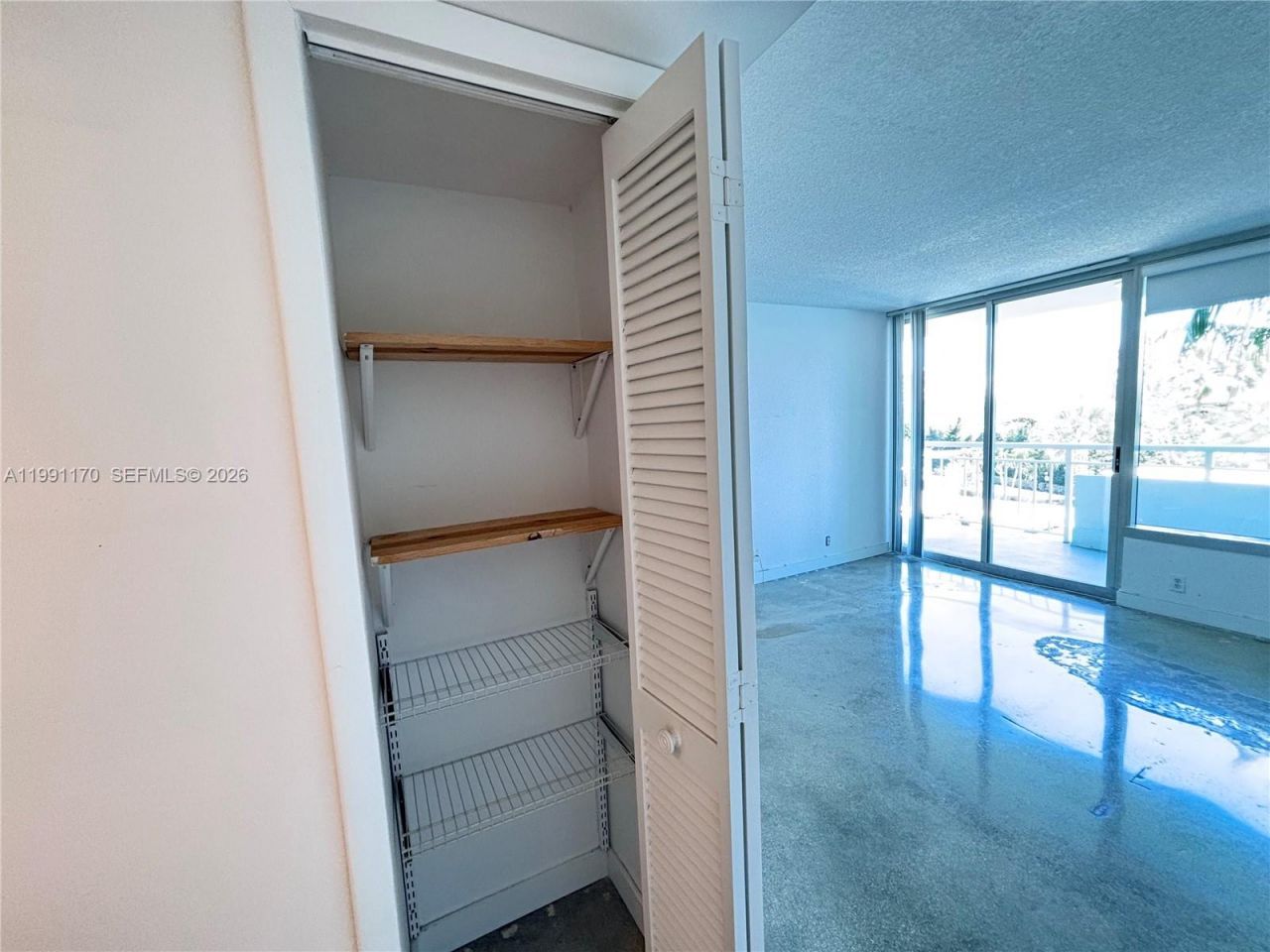 400 S Pointe Dr , Unit 408, Miami Beach, FL 33139 Photo