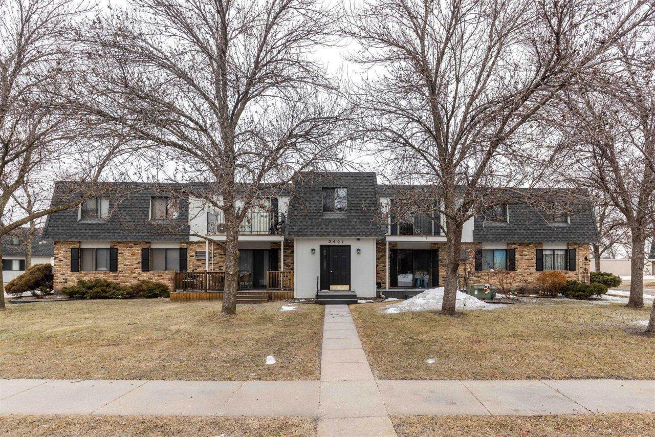 2401 Demores Drive S primary photo