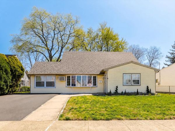 51 JUNEWOOD DRIVE, LEVITTOWN, PA 19055