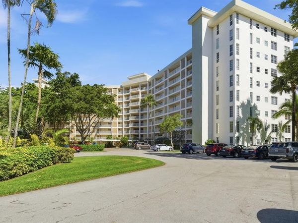3051 N Course Drive, Unit 309, Pompano Beach, FL 33069