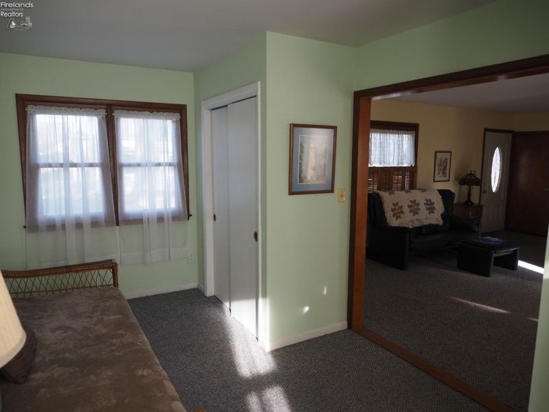 541 Oak Avenue, Lakeside, OH 43440 Photo 12