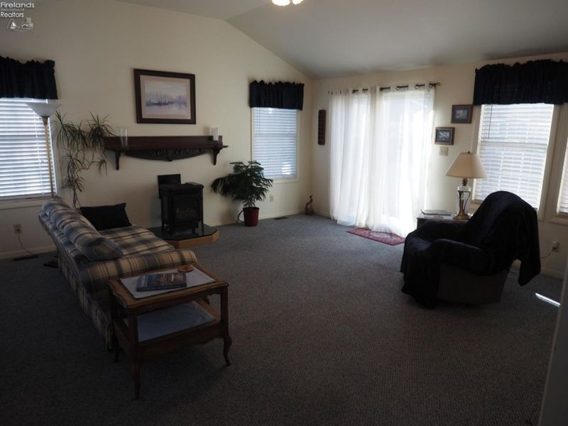 541 Oak Avenue, Lakeside, OH 43440 Photo 18