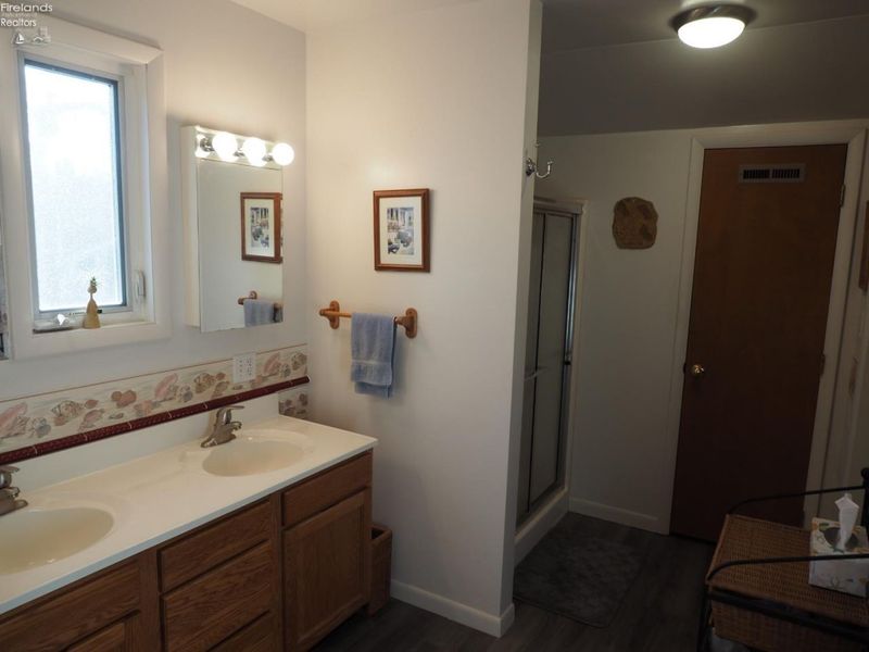 541 Oak Avenue, Lakeside, OH 43440 Photo 35