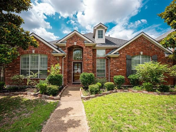 1810 Winterberry Trail, Garland, TX 75040