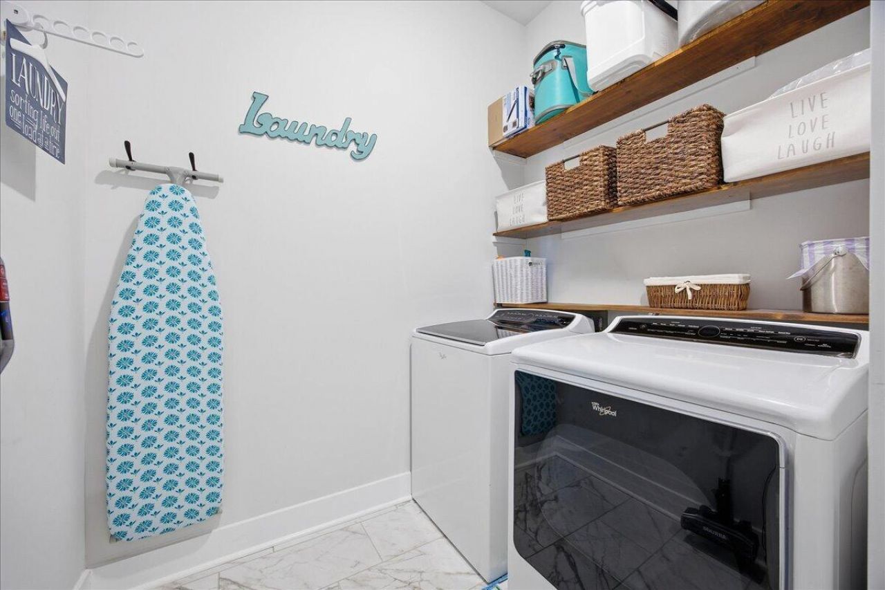 193 Helena Park Drive Photo 14