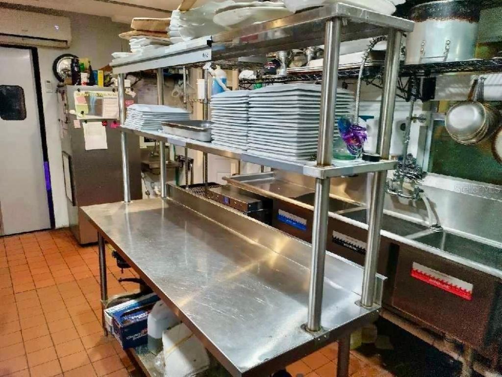 317 N Orange Street , New Smyrna Beach, FL 32168 Photo