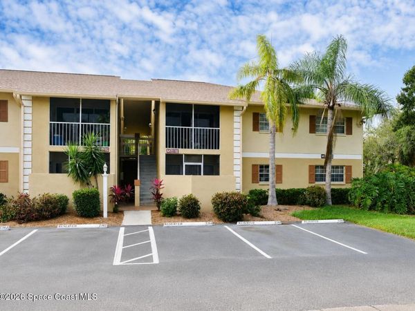 1648 Sunny Brook Lane NE, Unit M202, Palm Bay, FL 32905