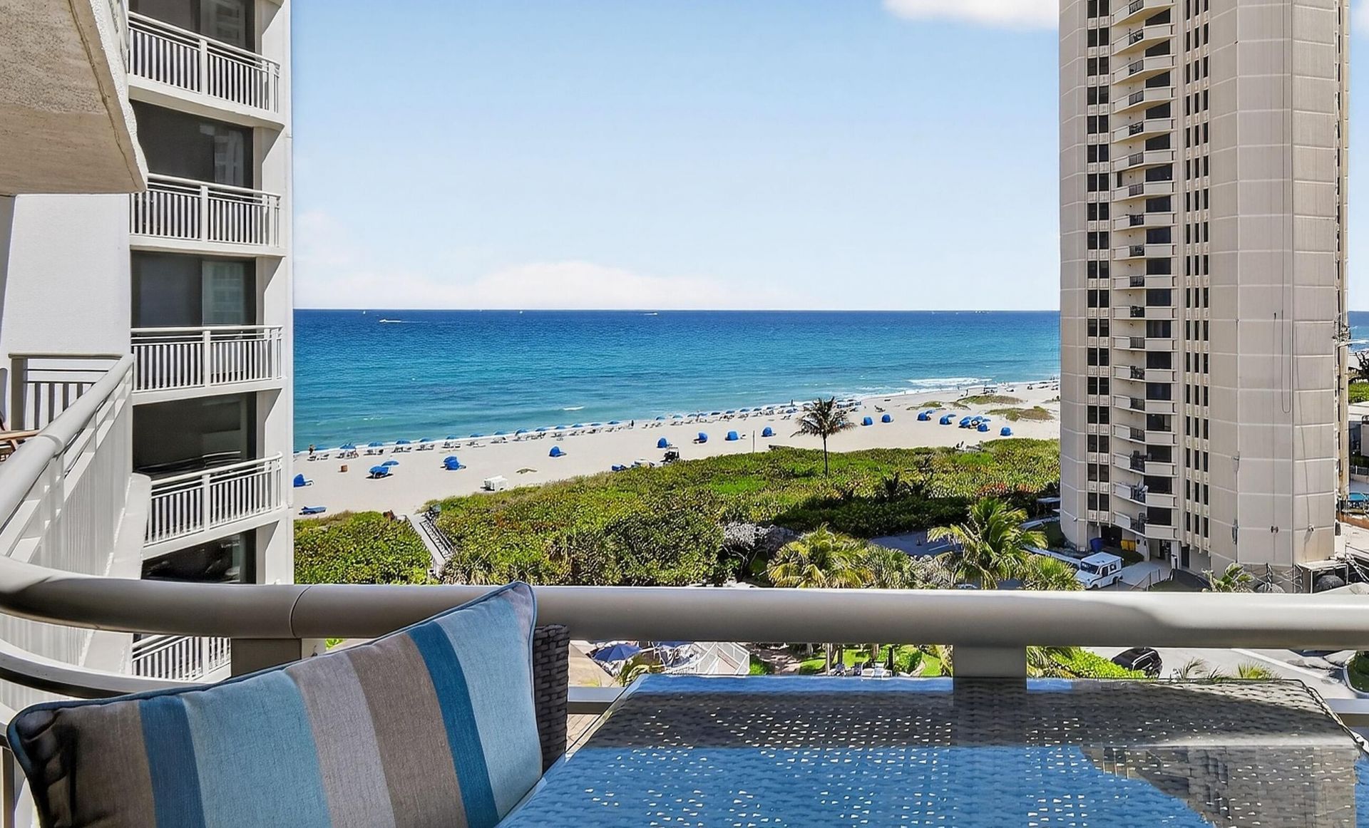 3000 N Ocean Drive, Unit 9h, Singer Island, FL 33404 Photo